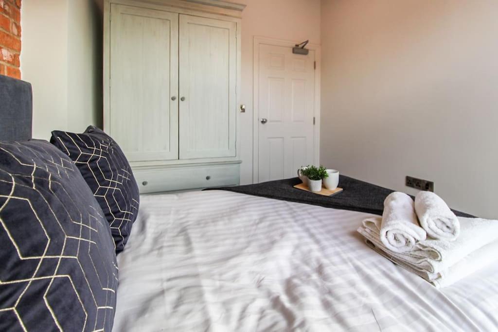 Spacious City Centre Lace Market Apartment ノッティンガム エクステリア 写真